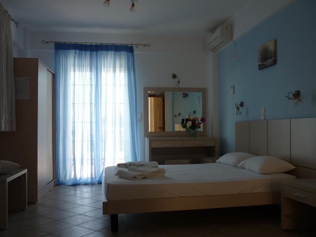 Villa Aroni Ελαφόνησος Δωμάτιο φωτογραφία